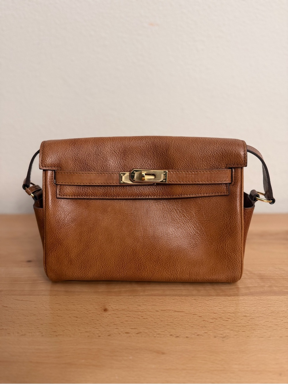 Kelly PM messenger fauve gold GHW barenia coated Faubourg